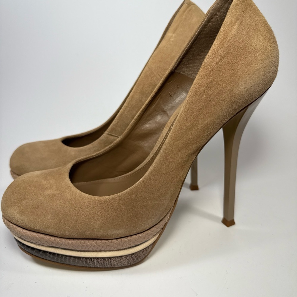 Carvela women’s nude platform suede pumps high heel snake skin accent